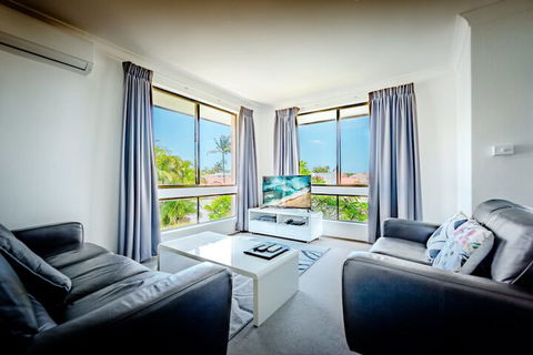 Coffs Harbour Holiday Apartments - Accommodation Broome 3
