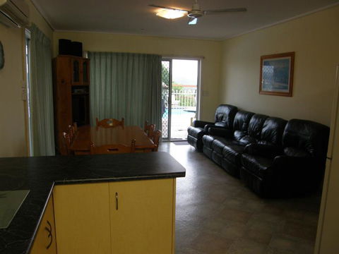 Ambience Holiday Apartments - Accommodation Broome 6