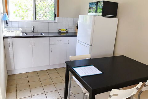 Paradise Court Holiday Units - Accommodation Broome 5
