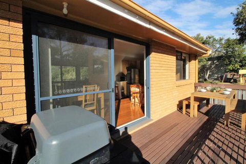 BARRELS At BOOMERANG - Accommodation Broome 5