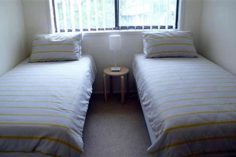 BARRELS At BOOMERANG - Accommodation Broome 3