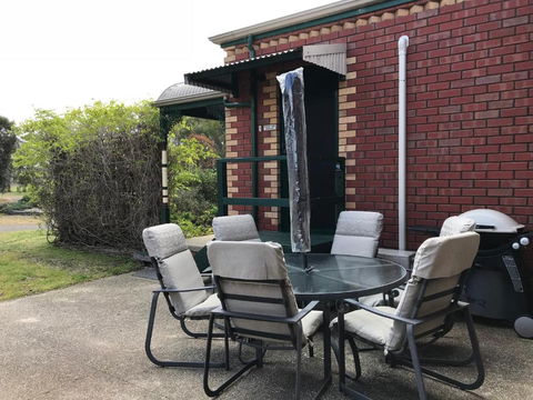 Fairy Wren Cottage Country To Coast Retreat - Accommodation Broome 2