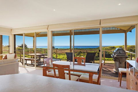 Beach Breakers Apartment Stunning Views - Accommodation Broome 3