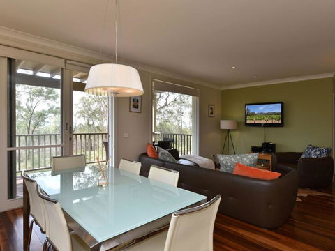 Villa Executive 2br Sangiovese Resort Condo Located Within Cypress Lakes Resort (nothing Is More Central) - Accommodation Broome 1
