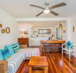 Pacifica 2 Opposite the beach at Brooms Head - Accommodation Broome