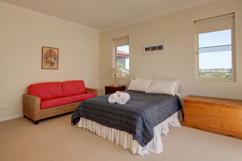 Fleetwood - Accommodation Broome 3