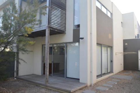 Family Friendly Unit - Accommodation Broome 3