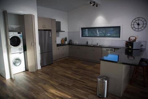 Pomonal Estate Mt. Cassell Villa - Accommodation Broome 6