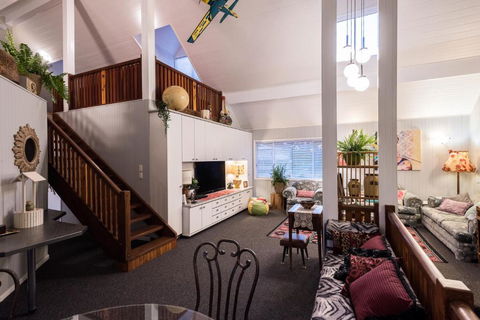 Land Of Lost Treasure - Accommodation Broome 5