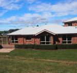 Country Meets Town - Accommodation Broome