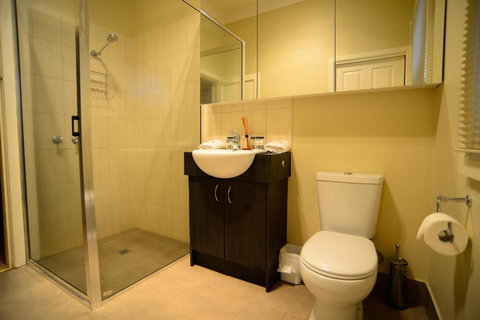 The Californian - Accommodation Broome 3