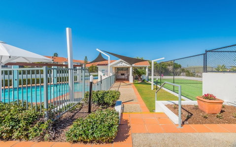 Angourie Blue Unit 2 - Accommodation Broome 2