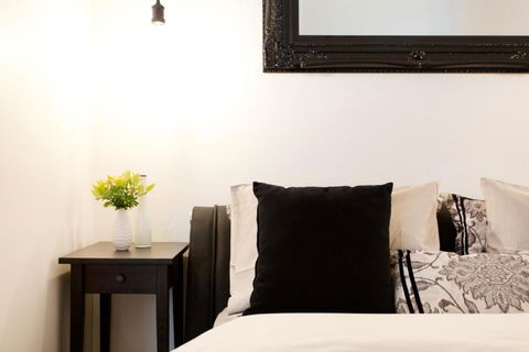 Industrial Central Apartment Shop 8 - Accommodation Broome 1