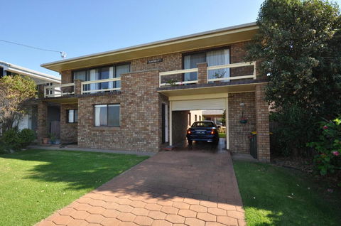 Flat 1 / 15 Dalmeny Drive - Accommodation Broome 3