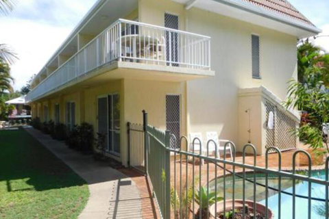 Bayshores Apartment Hervey Bay - Accommodation Broome 0