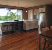 THE Lake House - Surf Side - Accommodation Broome