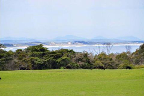 THE Lake House - Surf Side - Accommodation Broome 4