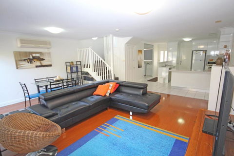 Paradise Waters No. 19 - Accommodation Broome 6
