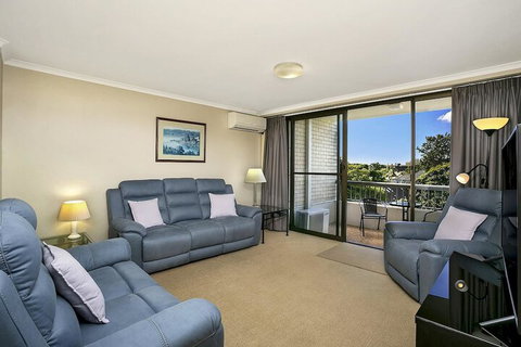 HAMP1 Bright Apartment In Cremorne - Accommodation Broome 7