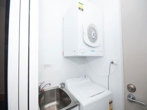 Fantastic Position Pet Friendly - Accommodation Broome 3