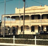 Eureka Hotel and Rainbow Brewery - Accommodation Broome