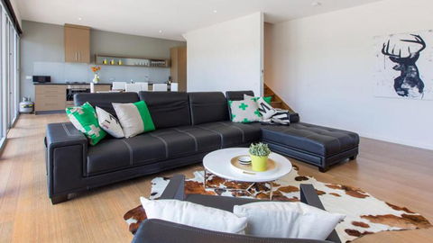 ST ANDREWS BEACH APARTMENT 4.01 - Accommodation Broome 4