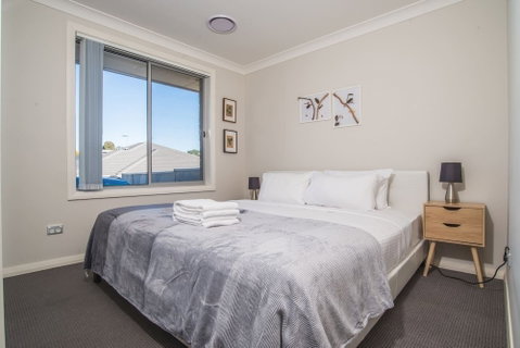 Peaceful 2kingbed Rootyhill Townhouse Near Station - Accommodation Broome 3