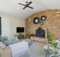 Embracing Evandale - Accommodation Broome