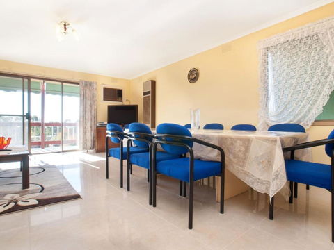 FAMILY GETAWAY DROMANA - Accommodation Broome 6