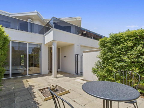 SEA GRANGE MORNINGTON - Accommodation Broome 7