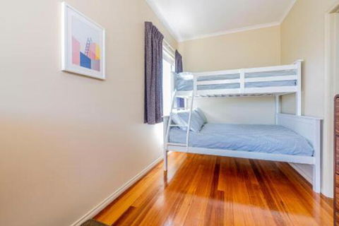 VIEWS FOREVER INVERLOCH - Accommodation Broome 6