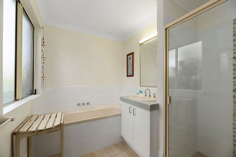 Fabulous Pet Friendly Family Home - 3 Carribean Court - Accommodation Broome 2