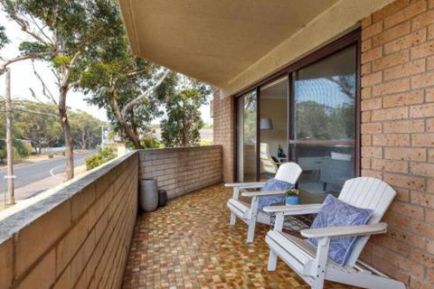 20 Booneroo â€“ Walk To The Beach - Accommodation Broome 6