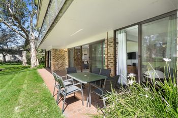 Bay Parklands Unit 19 / 2 Gowrie Avenue - Accommodation Broome 2