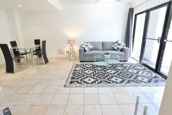 Via Veneto 3 Bedroom Private Home - Accommodation Broome 0