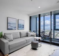 Skyline Seaview In Crown - Accommodation Broome