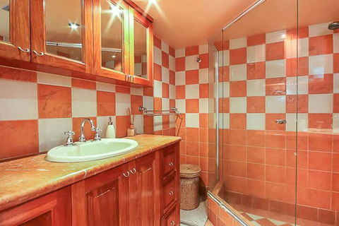 Spacious 2 Bedroom Apartment With Panoramic Views - Accommodation Broome 2