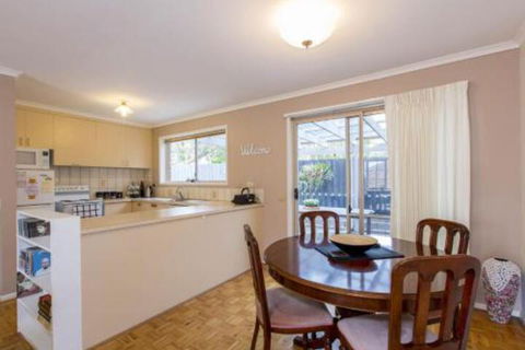 PERFECT On PYMBLE AVE - Accommodation Broome 3