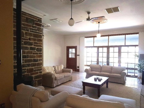 Barossa Valley View Guesthouse - Accommodation Broome 4