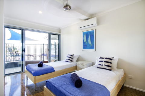 A Point Of View Airlie Beach - Accommodation Broome 3