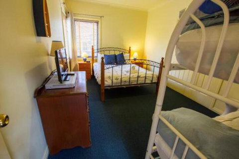A Mariners Place BEST Location In Town! - Accommodation Broome 1