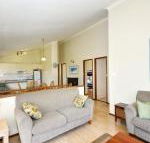 Pet Friendly on Pelican Close to Myall River - Accommodation Broome