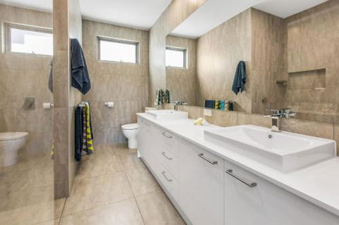 CASABLANCA DROMANA - Accommodation Broome 6