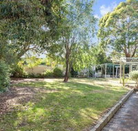 GUMS  ROSES Family home in the heart of town. - Accommodation Broome