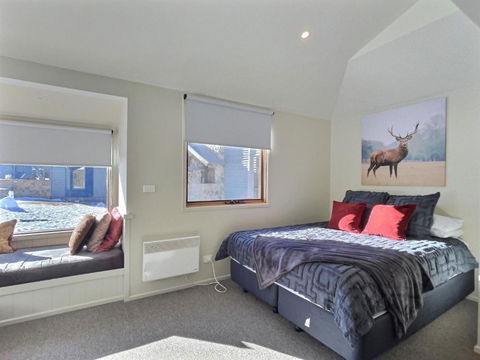 Vertical Limit - Accommodation Broome 2