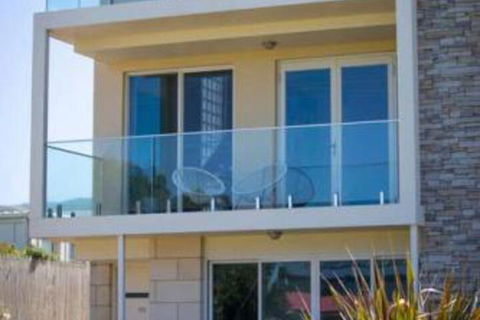 SEA NOOK Seconds From The Beach - Accommodation Broome 6
