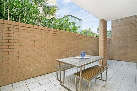 Walking Distance To Coogee Beach MOUNT - Accommodation Broome 3
