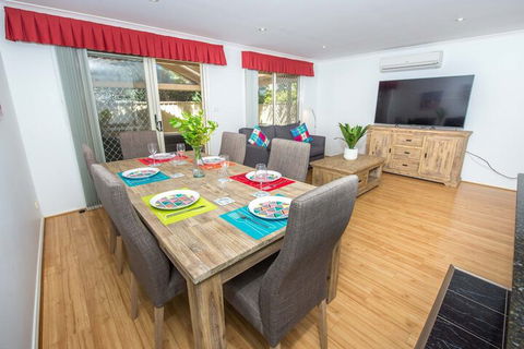 Ajax Avenue 2 / 35 Nelson Bay - Accommodation Broome 7