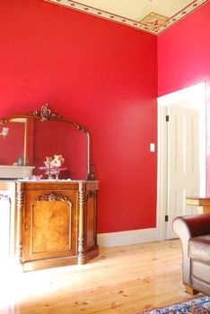 Victorian Chic Row Cottage - Accommodation Broome 5