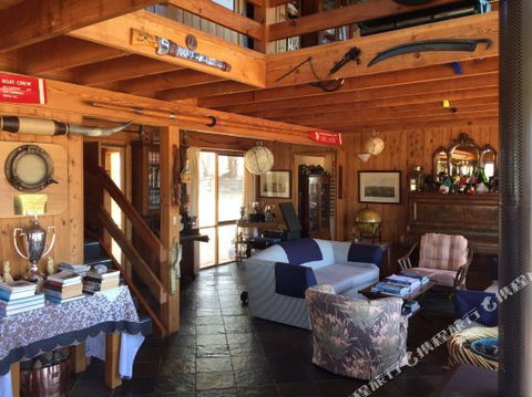 Donington - Accommodation Broome 5